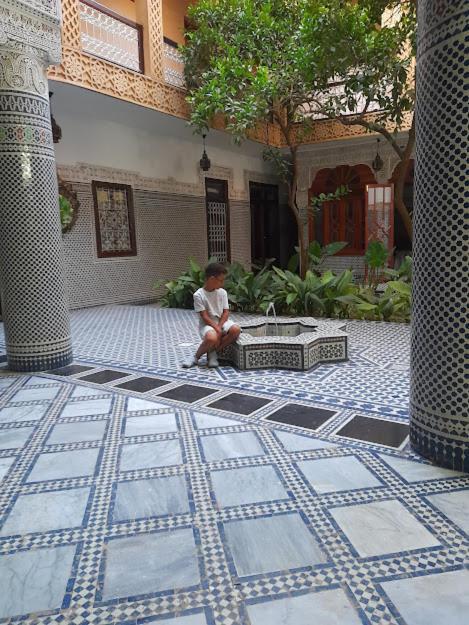 Riad Les Chrifis Navette Aeroport 24 Sur 24 Fès Exterior foto